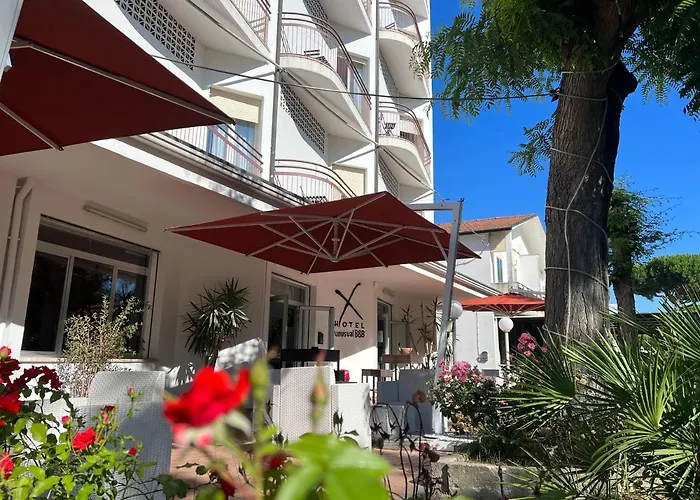 X Hotel