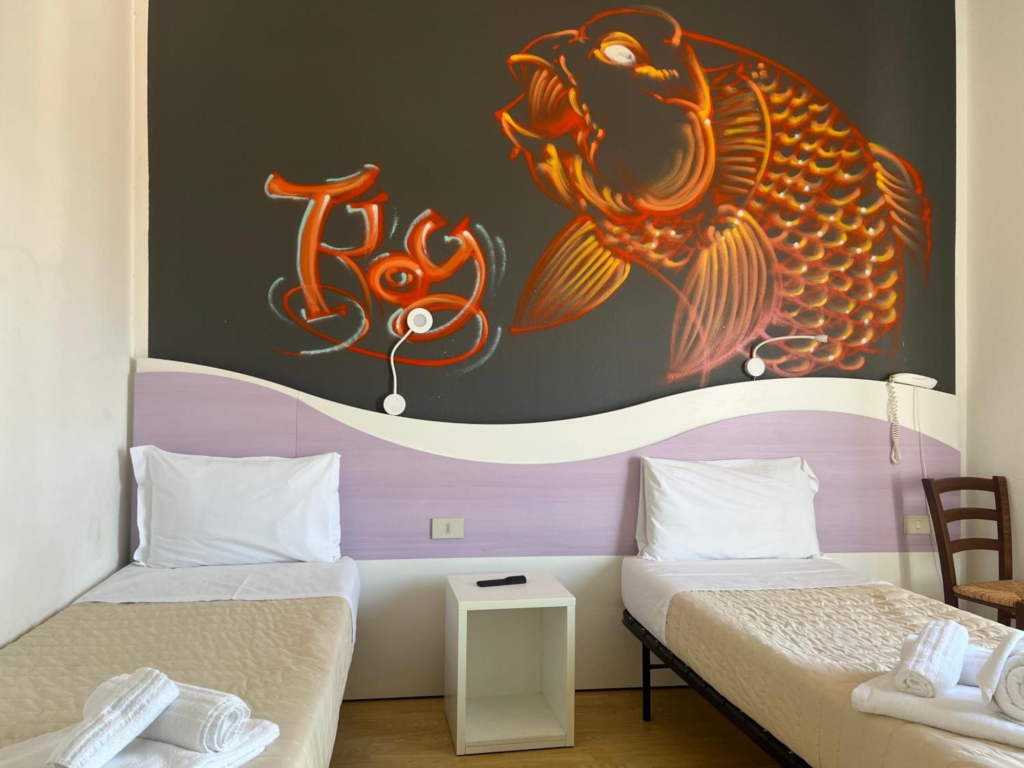 Hotel X 2*